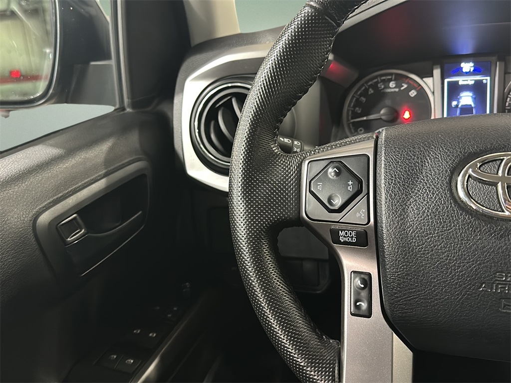 2023 Toyota Tacoma SR5 photo 11