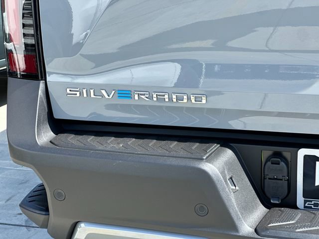 2026 Chevrolet Silverado EV LT photo 26