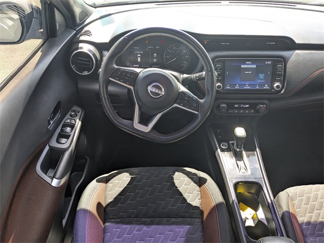2022 Nissan Kicks SR photo 15