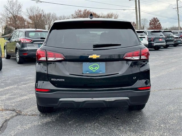 2023 Chevrolet Equinox LT photo 3