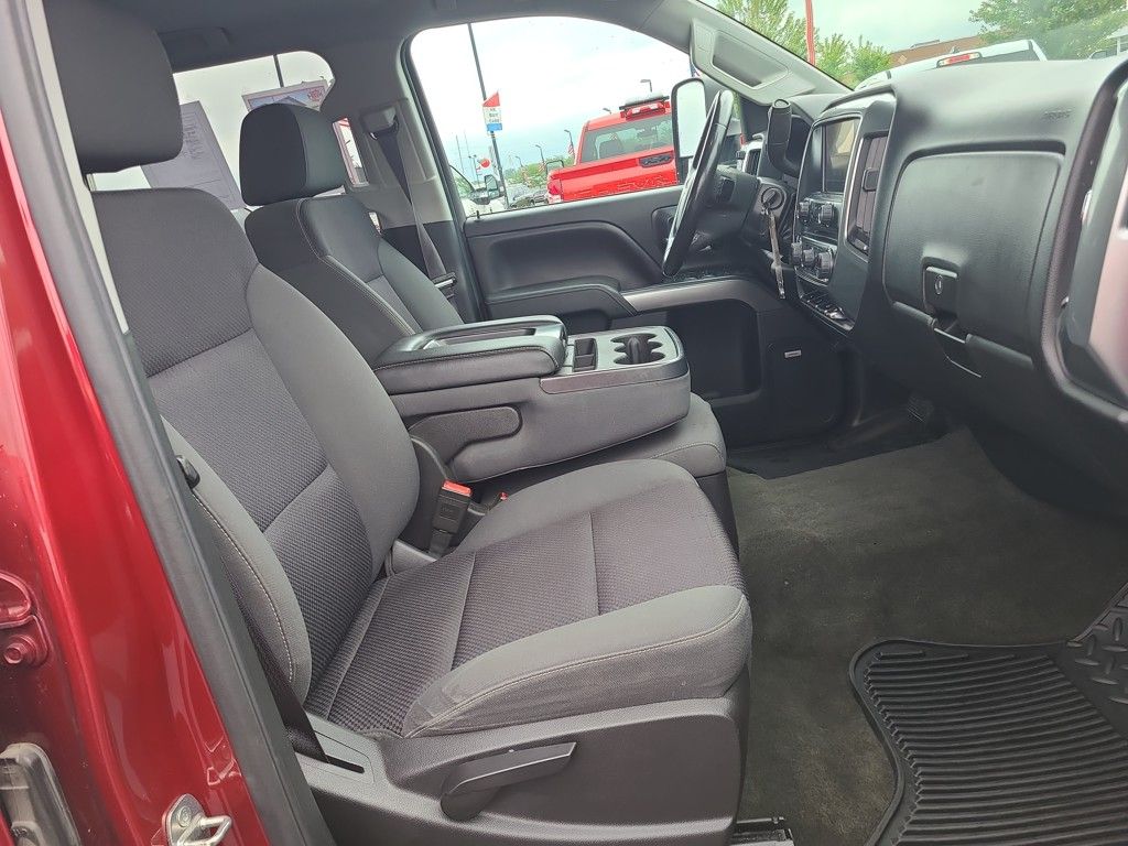 2015 Chevrolet Silverado 2500HD LT photo 32