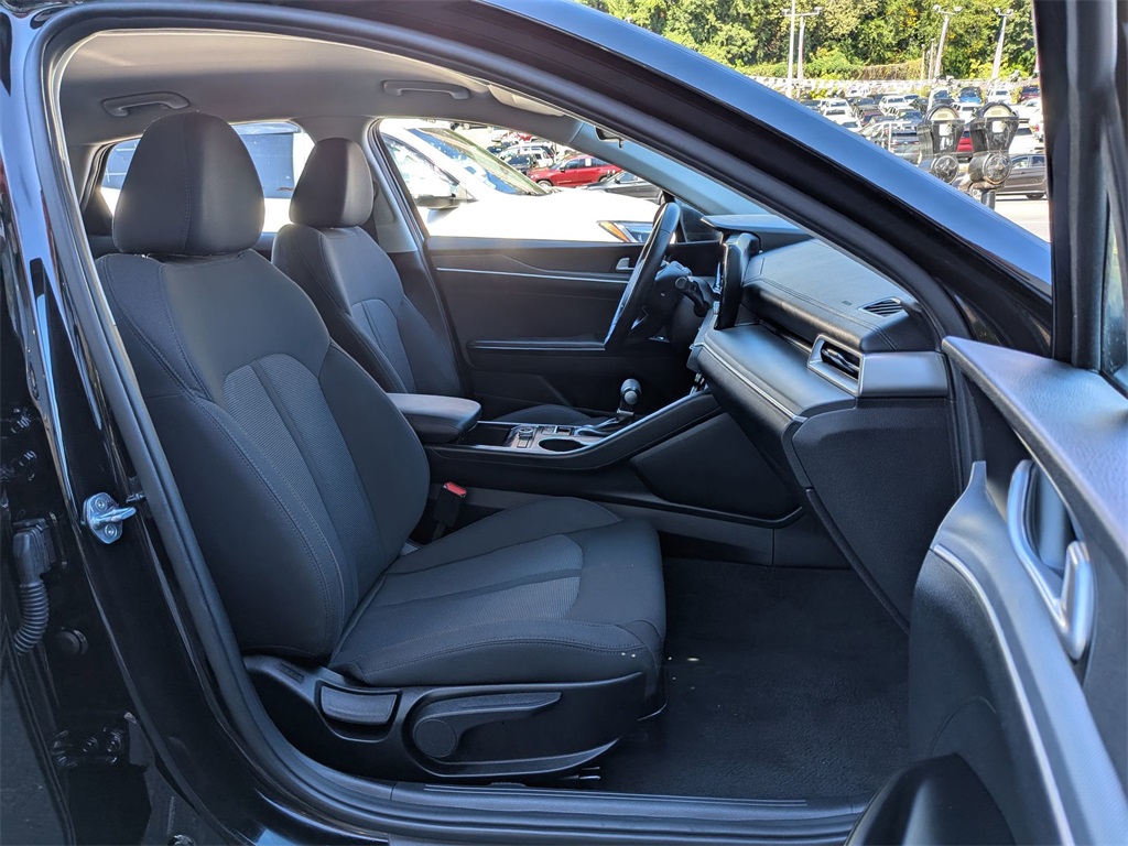 2022 Kia K5 LXS photo 23