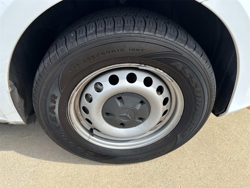 2023 Mercedes Benz Metris Cargo photo 8