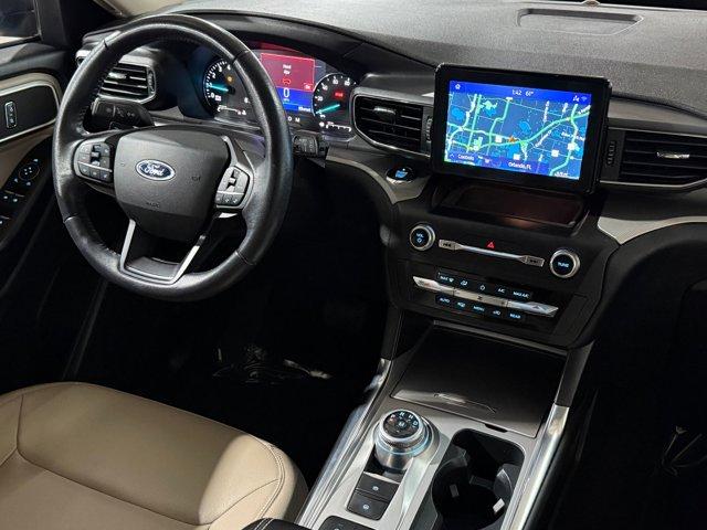 2020 Ford Explorer XLT photo 4