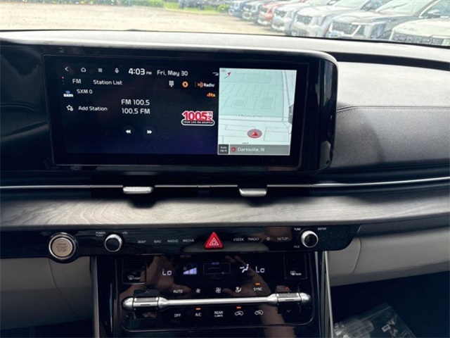 2023 Kia Carnival EX photo 12