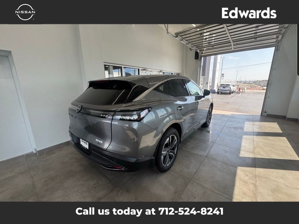 2025 Nissan Murano SL photo 4