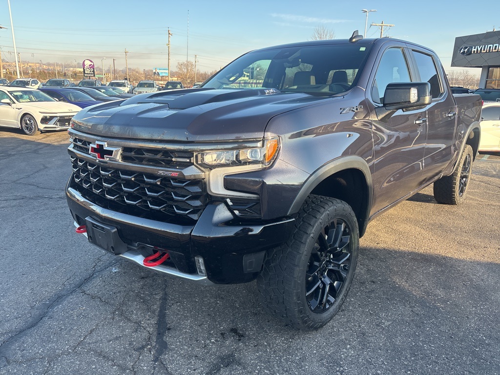 2023 Chevrolet Silverado 1500 ZR2's photo