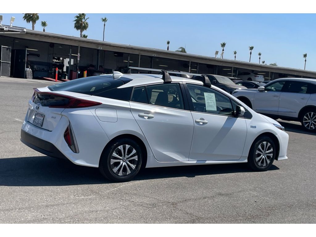 2022 Toyota Prius Prime XLE photo 5