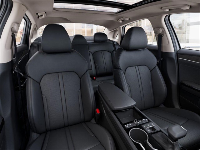 2026 Kia K5 EX photo 14