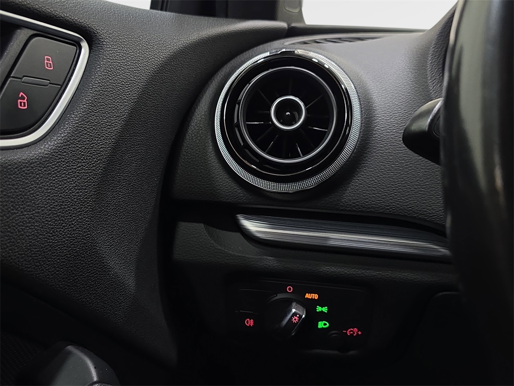 2015 Audi A3 2.0T Premium Plus photo 25