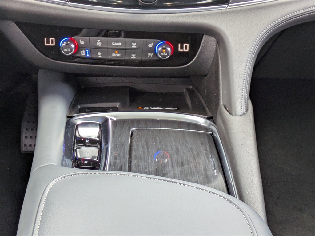 2024 Buick Enclave Premium photo 21