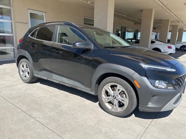 2023 Hyundai Kona SEL photo 2