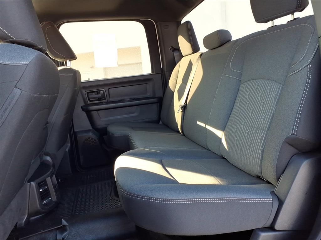 2023 RAM 3500 - Image 25