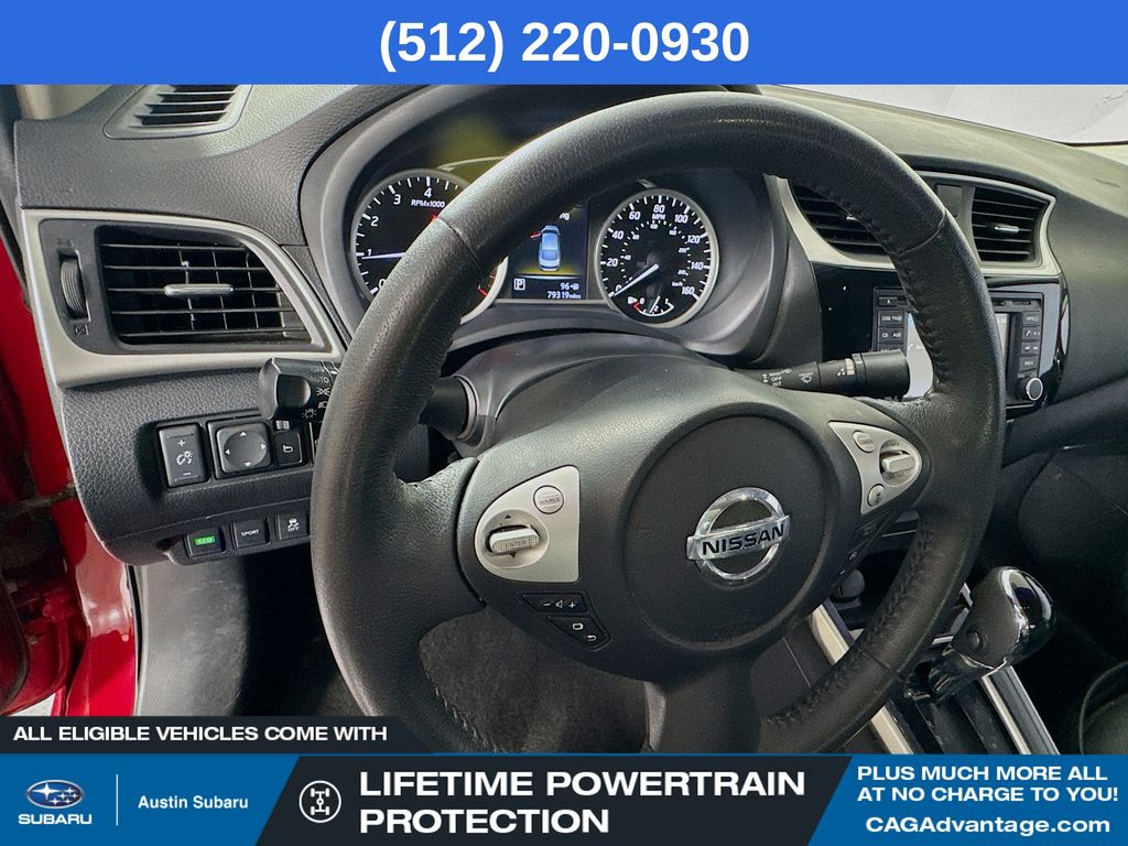 2016 Nissan Sentra SR photo 10