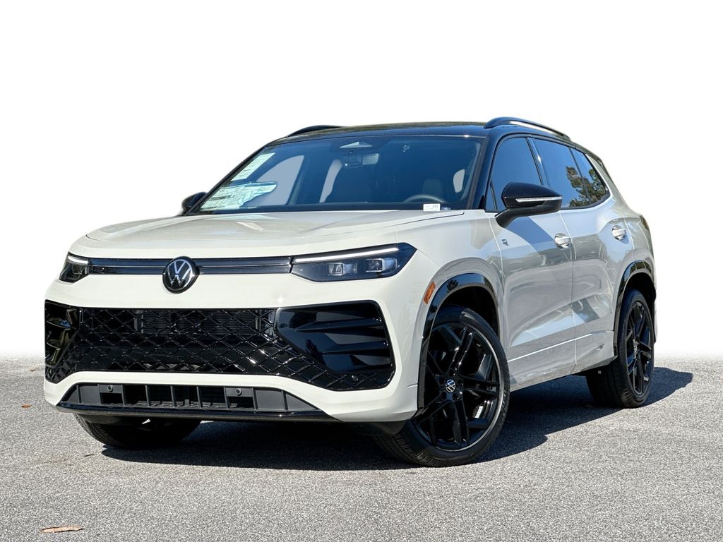 2026 Volkswagen Tiguan SE R-LINE BLACK's photo