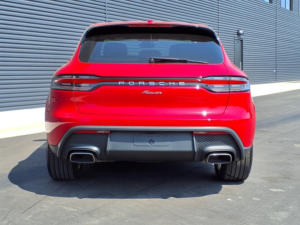 2022 Porsche Macan photo 25