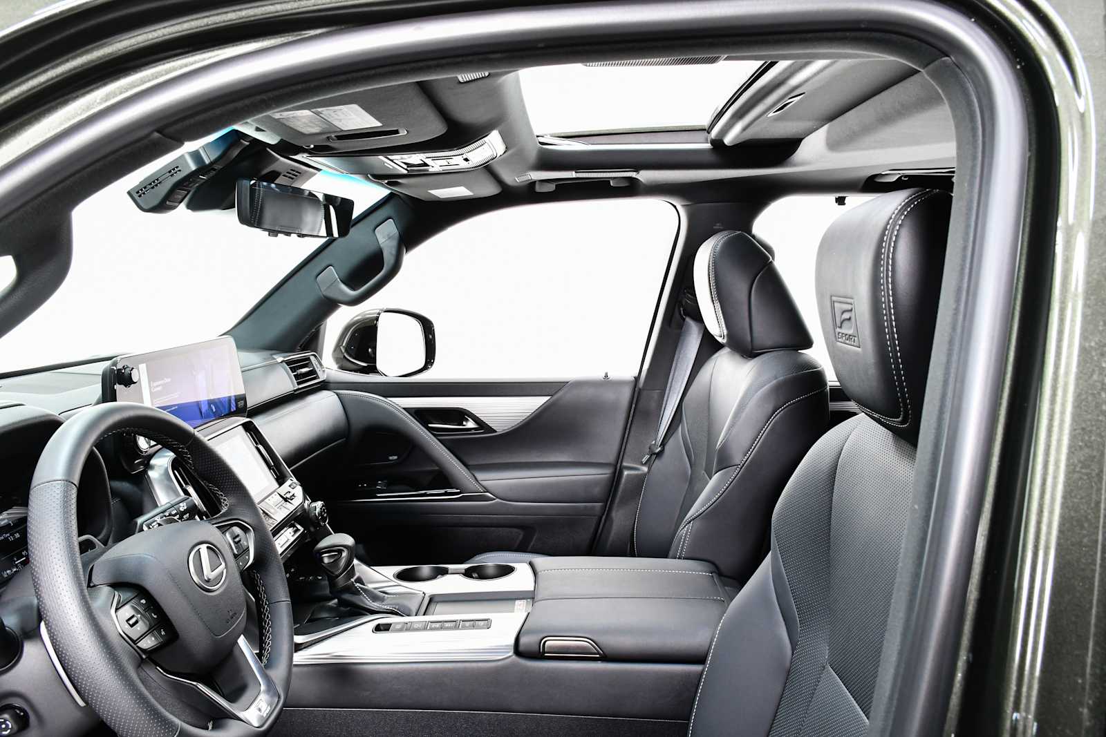 2025 Lexus LX 600 F SPORT photo 5