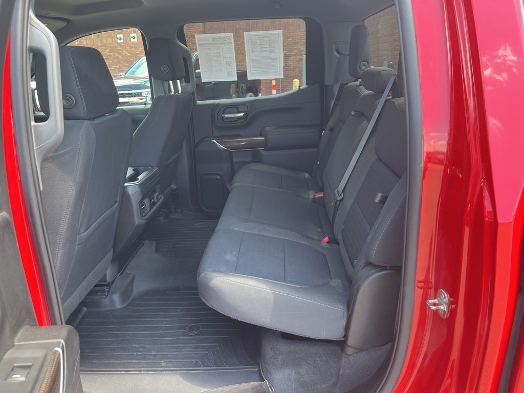 2021 Chevrolet Silverado 1500 RST photo 11