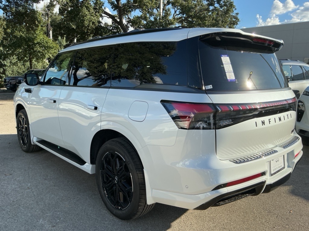 2026 Infiniti QX80 Sensory photo 4