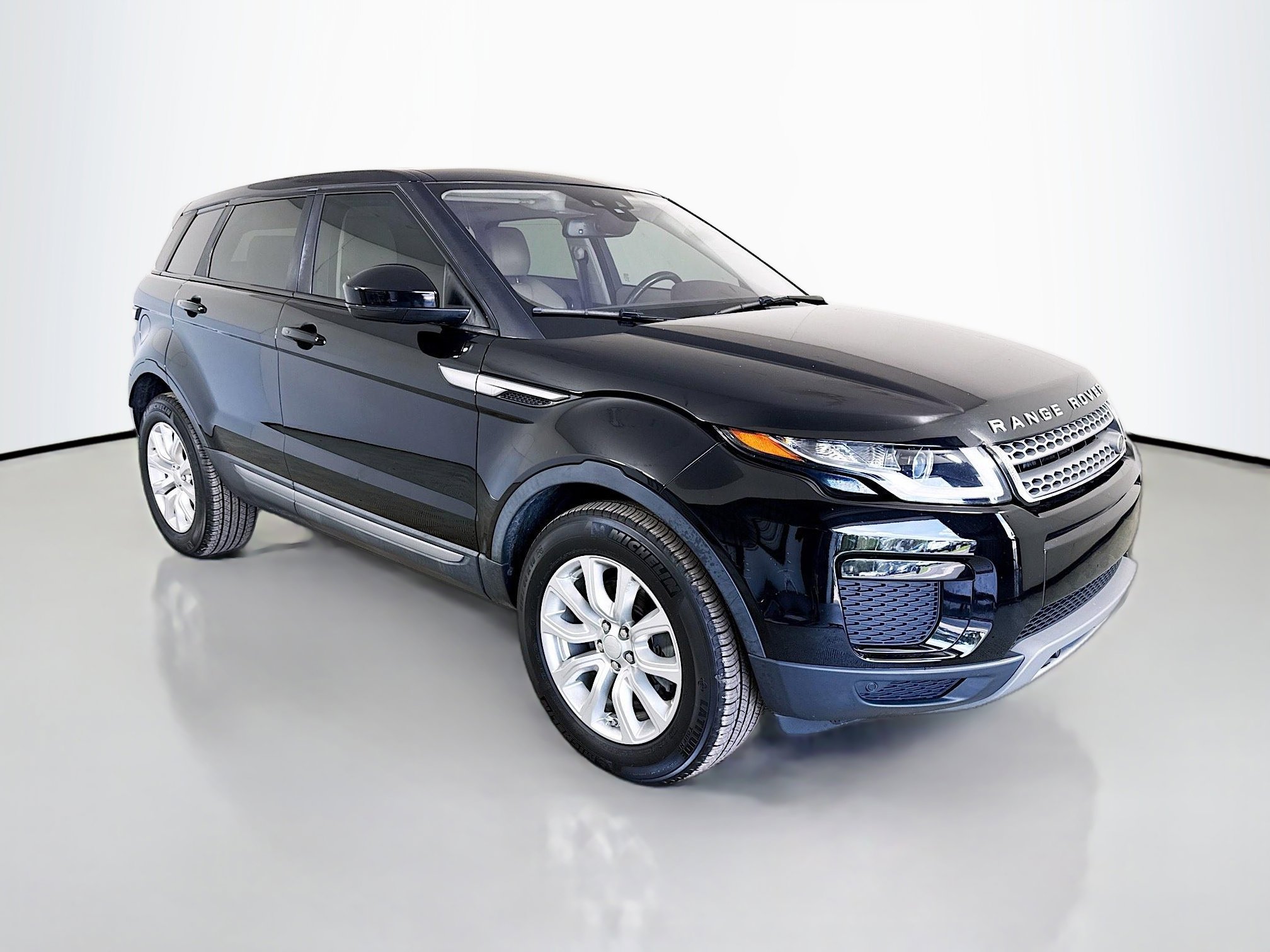 2018 Land Rover Range Rover Evoque SE