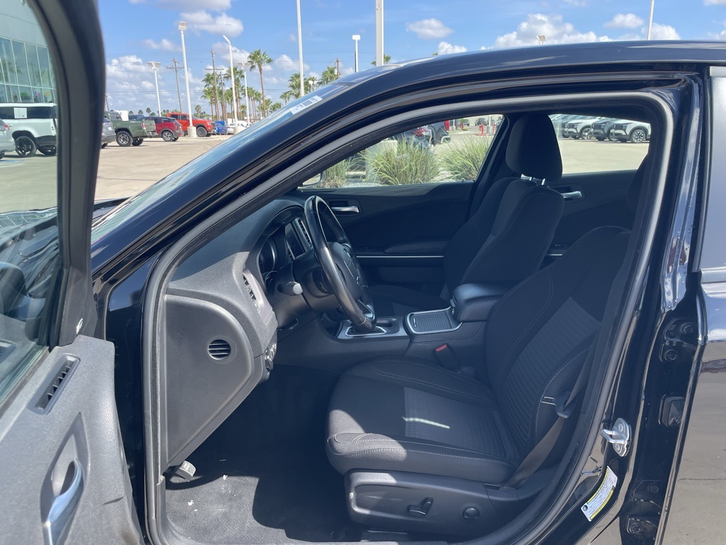 2023 Dodge Charger SXT photo 14
