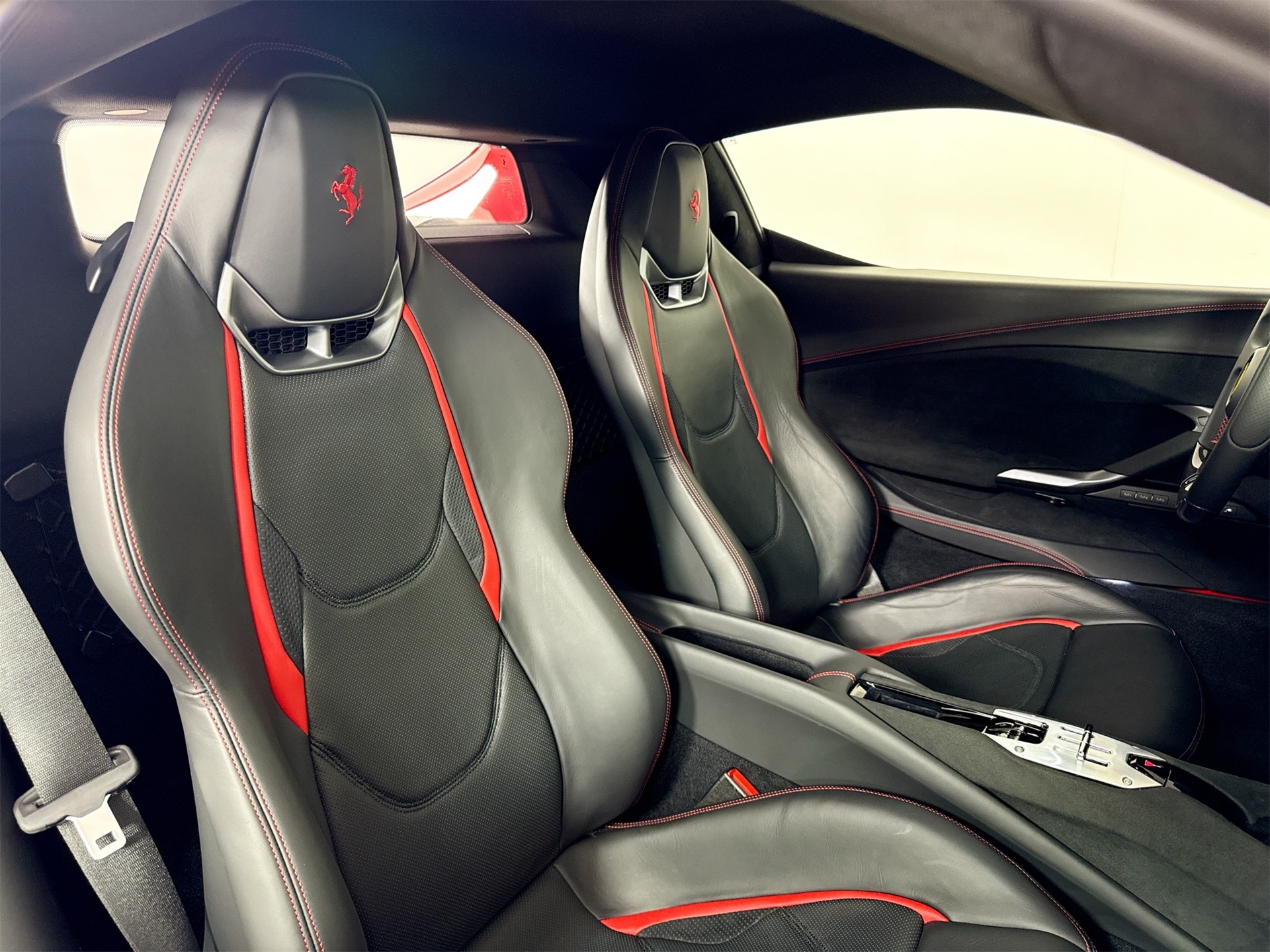 2023 Ferrari 296 GTB photo 19