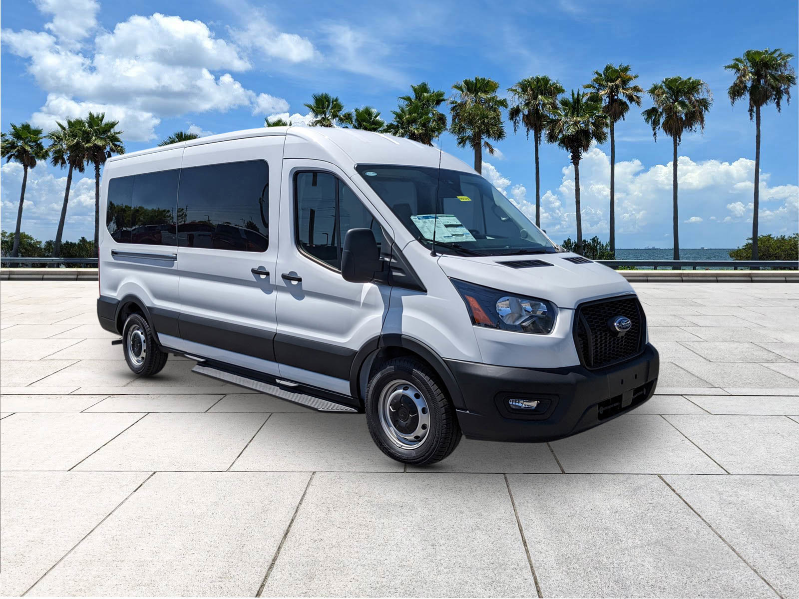 2024 Ford Transit Passenger XL photo 2