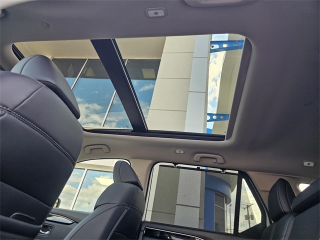 2025 Honda Pilot Touring photo 13