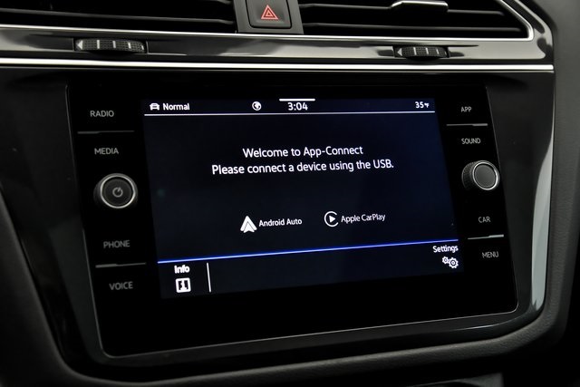 2023 Volkswagen Tiguan SE R-Line Black photo 15