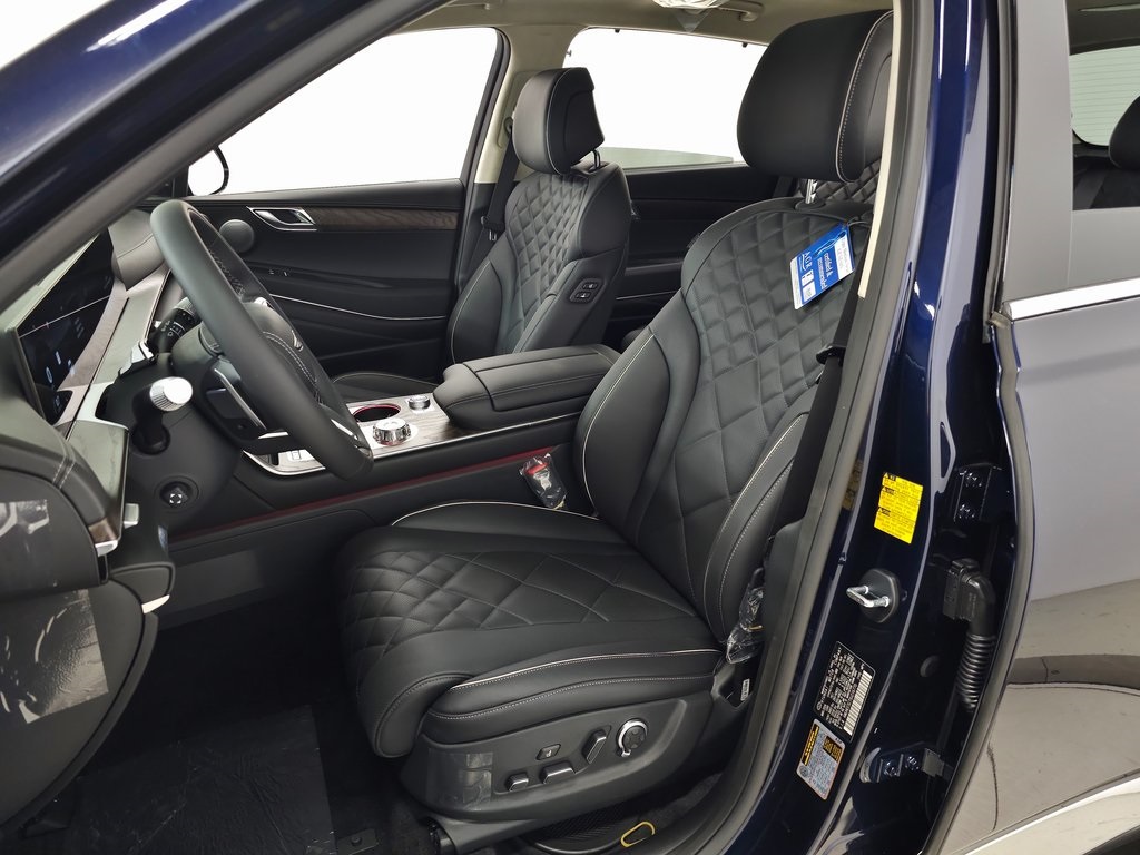 2026 Genesis GV70 2.5T Sport Prestige photo 8