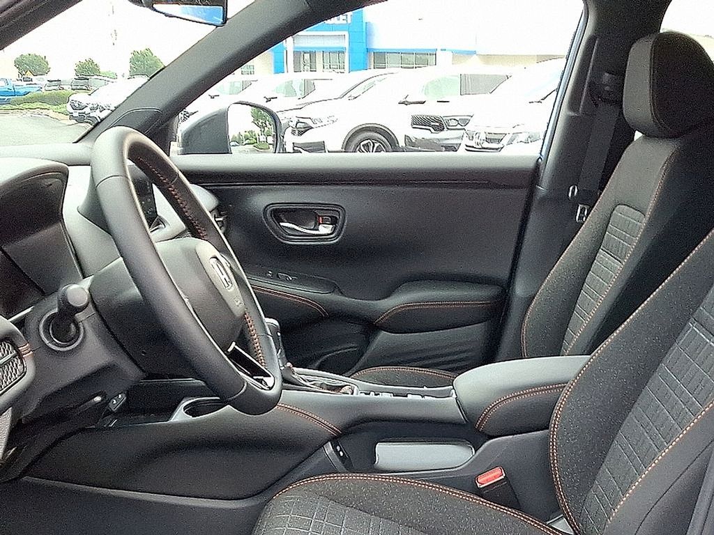 2026 Honda HR-V Sport photo 6