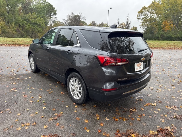 2023 Chevrolet Equinox LT photo 3