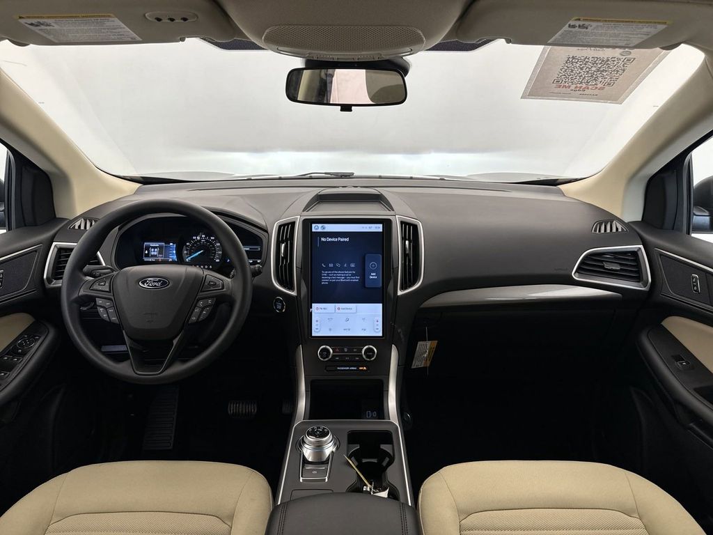 2024 Ford Edge SE photo 4