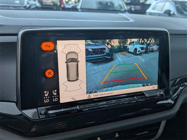 2025 Volkswagen Atlas Peak Edition SE photo 11