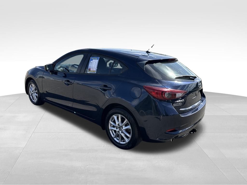 2018 Mazda Mazda3 Sport photo 3