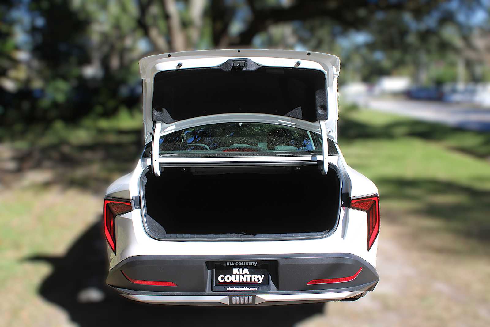 2025 Kia K4 EX photo 8