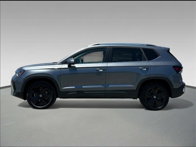 2025 Volkswagen Taos SE photo 3