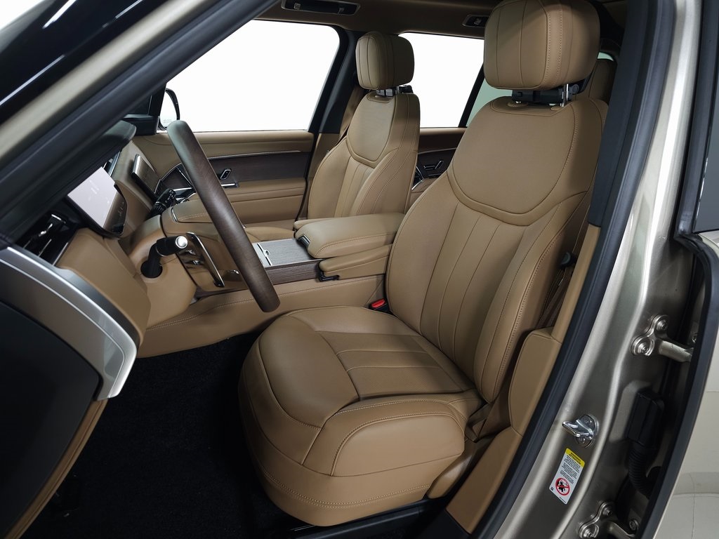2025 LAND ROVER RANGE ROVER - Image 12