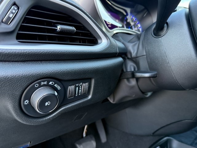 2026 Chrysler Pacifica photo 22