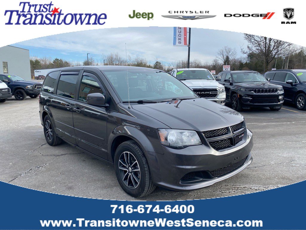 2016 Dodge Grand Caravan SE Plus's photo