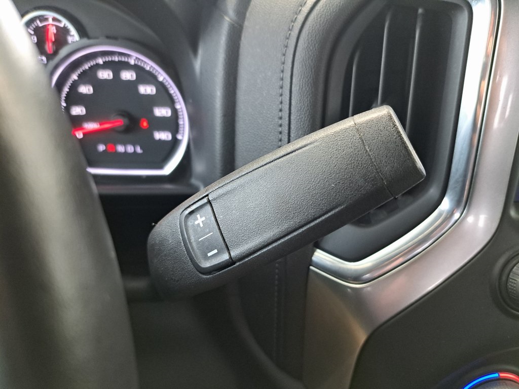 2021 Chevrolet Silverado 1500 RST photo 15