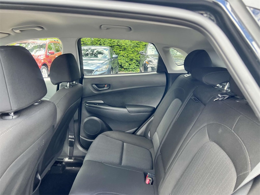 2023 Hyundai Kona SEL photo 13