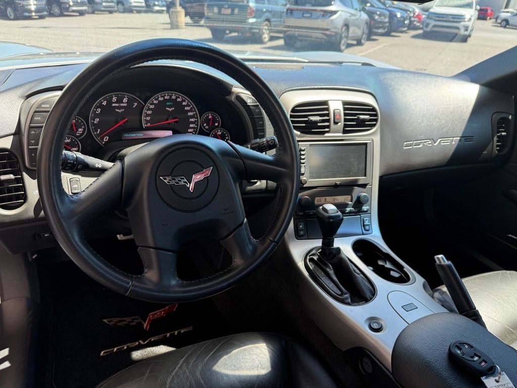 2005 Chevrolet Corvette Base photo 4