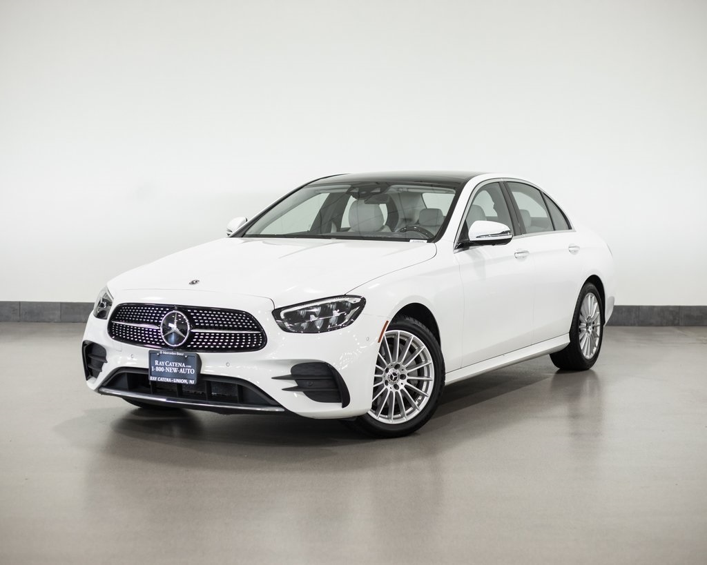 2021 Mercedes-Benz E-Class E350's photo