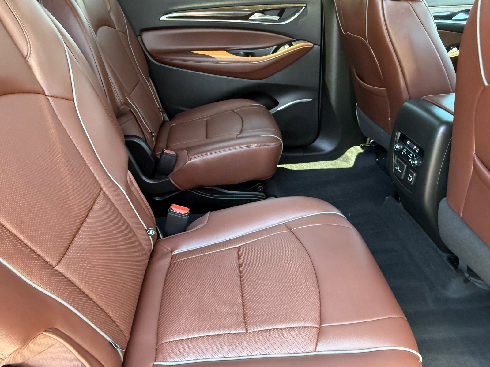 2021 Buick Enclave Avenir photo 12