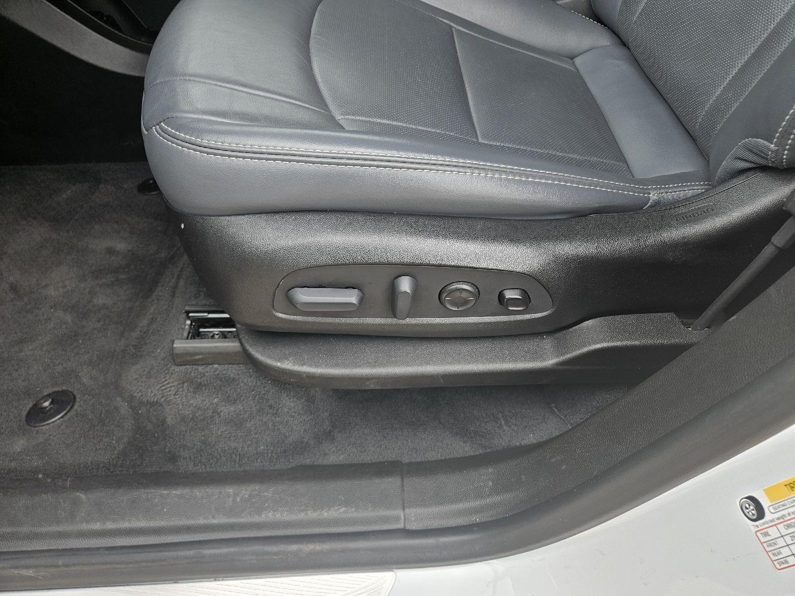 2022 Buick Enclave Premium photo 12