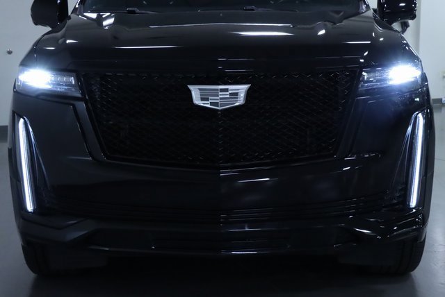 2023 Cadillac Escalade Sport photo 4