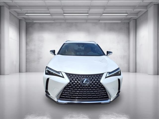2025 Lexus UX Premium photo 9