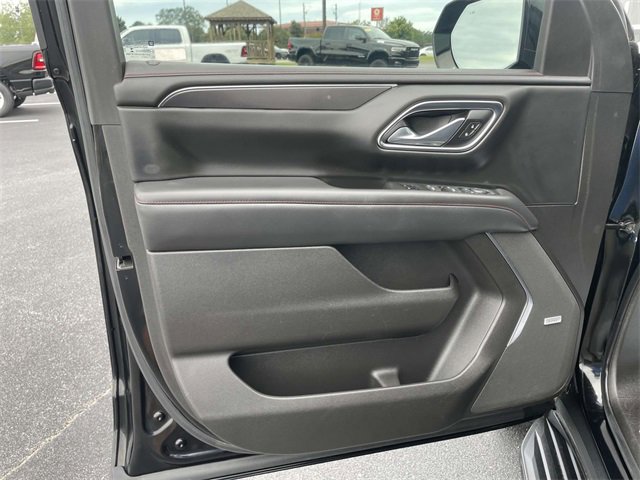 2021 Chevrolet Tahoe RST photo 13