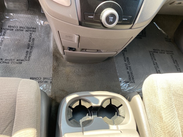 2011 Honda Odyssey LX photo 13